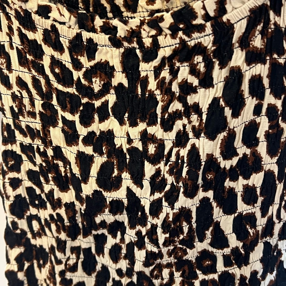 Cheetah off the shoulder crop top - Picture 5 of 7